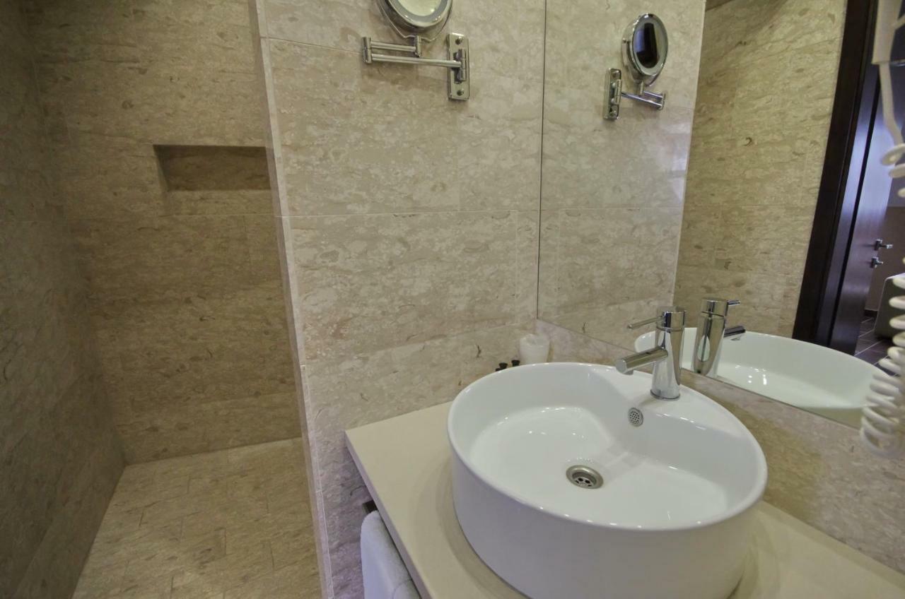 Royal Residence Apartments Gyula Zewnętrze zdjęcie