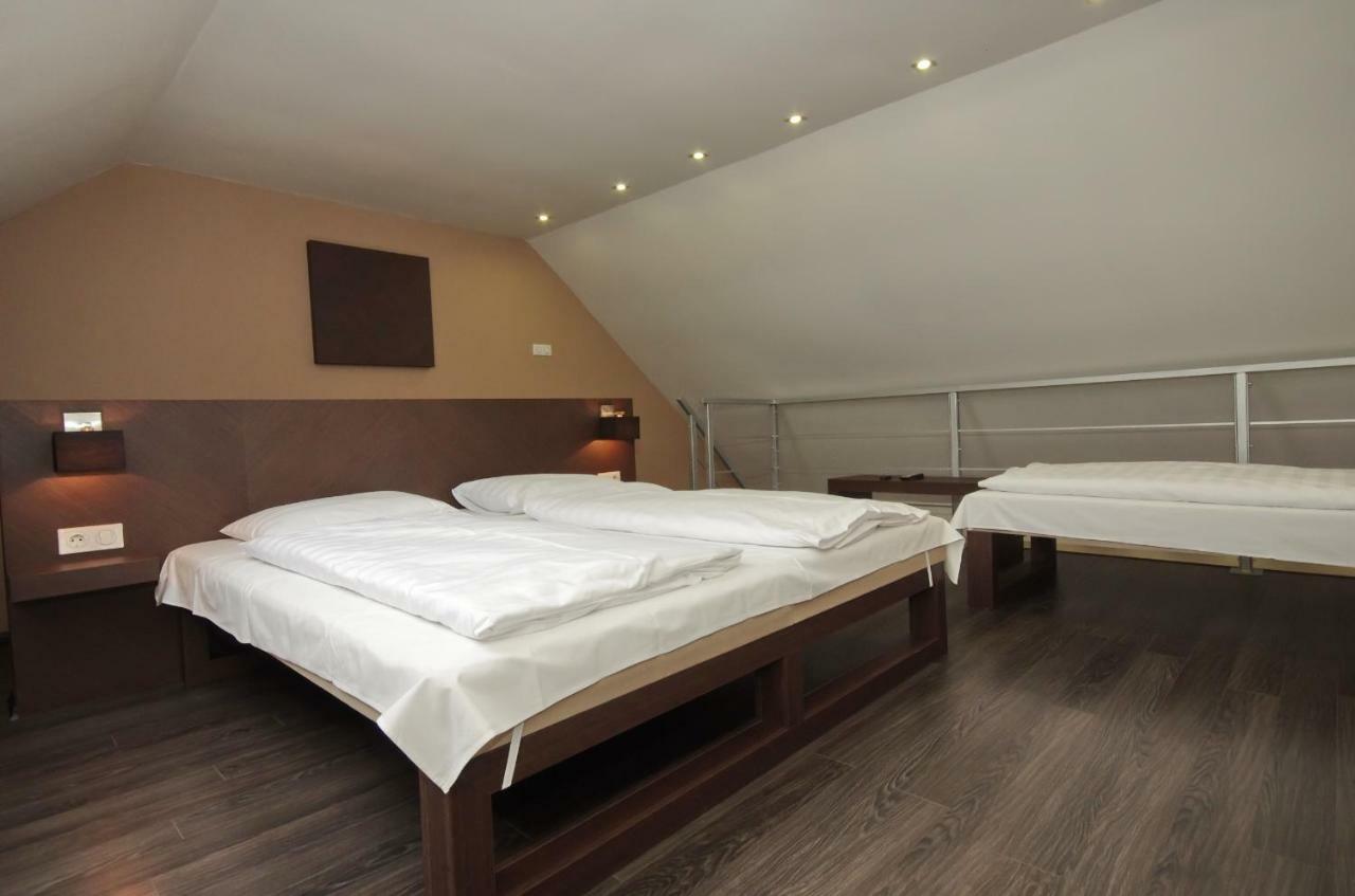 Royal Residence Apartments Gyula Zewnętrze zdjęcie