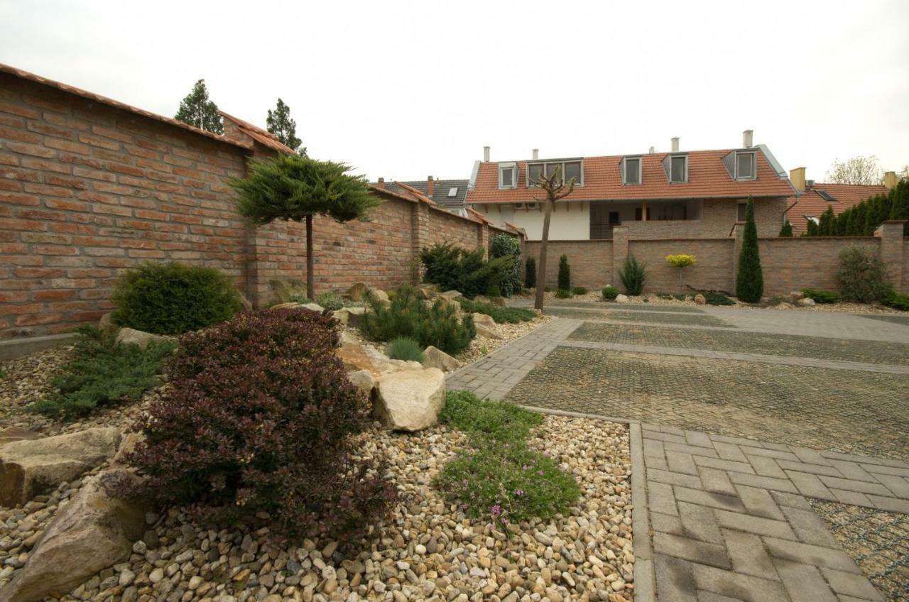 Royal Residence Apartments Gyula Zewnętrze zdjęcie